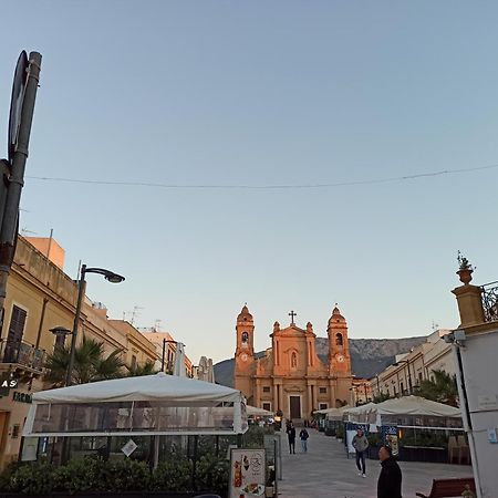 A Casa Di Nonna Maria Villa Terrasini Exterior foto